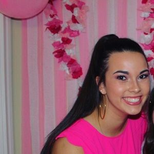 Meet your Posher, Madelyn